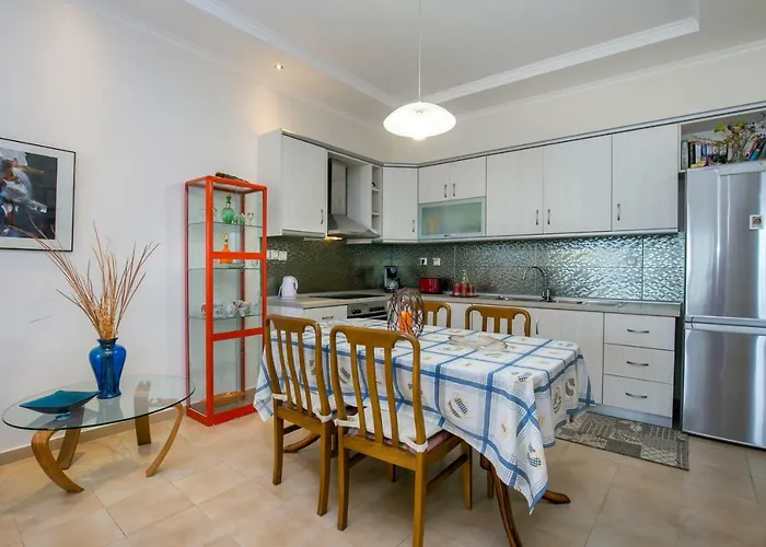 Kallisti Διαμέρισμα *